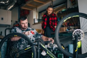 Kevadpuhastus? ADDINOL aitab garaaži korda teha